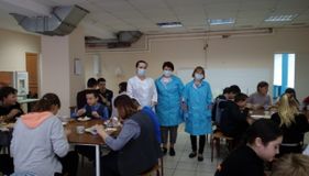 Проверка состояния обеденного зала.