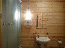 малый коттедж, туалет+душ