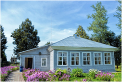 «Дом учителя», Солнечногорский район, д. Тараканово (Государственное бюджетное учреждение культуры Московской области «Государственный мемориальный музей-заповедник Д. И. Менделеева и А. А. Блока»)