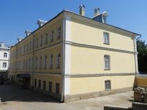 «Монастырская гостиница со странноприимным домом, XIX в.», вид с юго-запада.