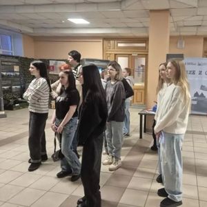 Студенты посетили выставку "Чужие и СВОи. Обличия и лица"