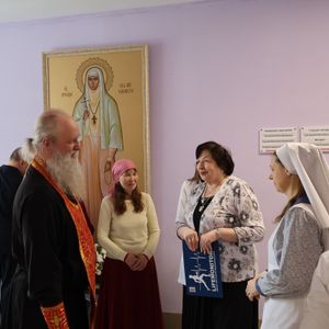 В колледже установлена икона святой преподобномученицы великой княгини Елизаветы Фёдоровны