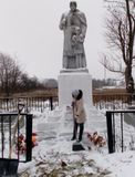 Памятник «Воину освободителю» с.Бровничи