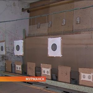 Традиционные соревнования по стрелковому многоборью состоялись в тире ДОСААФ в Мурманске