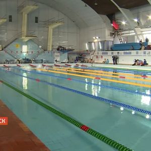 350 спортсменов в одной чаше! В центральном бассейне города Мурманска прошли областные соревнования