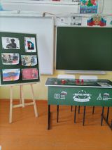 Уголок СВО.  Мужество, достоинство и честь. Парта героя Трубкина Александра Сергеевича.