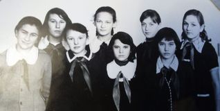 Юлия Богатырь. 1979г 7 класс