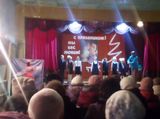 выступает ансамбль "Колечко"
