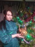 Наталья Шилкина со своей  аппетитной курочкой