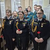Кадеты почтили память погибших при выполнении служебных обязанностей сотрудников МВД