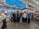 Губернаторский колледж организовал экскурсию школьников в ГИПЕРМАРКЕТ «ЛЕНТА»: Знакомство с профессией