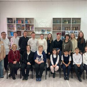 Подведены итоги пятого ежегодного городского детско-юношеского конкурса чтецов «Краеведческие тропинки» памяти Л. Н. Сурина. Результаты: ‼Номинация "Чтение стихотворений и прозы уральских поэтов и писателей" 1 - 4 классы: 1- место Жадобин Арсений; 2- мест