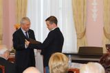 Награждение Дениса Железникова за активное участие в подготовке и издании книги 