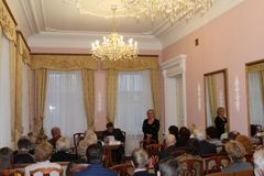 Выступление Елены Шатковской