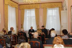 Участники презентации книги