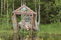 Водяной встречает гостей на экологической тропе "Система пяти озер"