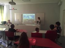 Популяризация экотематики через искусство: просмотр видеороликов («Природа в работах художников»)