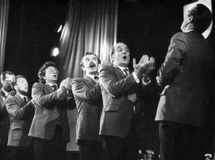 «Манок» – Николай Самсонов, Виллиам Халл, Андро Лехмус, Паули Ринне, Орво Бьёрнинен и Энсио Венто