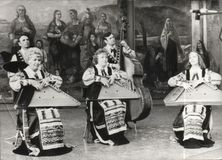 Квинтет: Татьяна Антышева, Леонид Игнатьев, Наталья Акулишнина, Эдуард Паклинский, Нина Локкина. На гастролях в Германии (1984 г.) и в Финляндии (1985 г.)