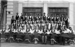 Первый послевоенный состав ансамбля «Кантеле»: оркестр, хор, танцевальный коллектив