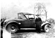 В Америке, 1926 г. По отзывам дочери, Теплицкий, будучи человеком увлекающимся, «легко загорающимся», быстро вошел во вкус американского стиля жизни, обзавелся собственным автомобилем и, видимо, чувствовал себя вполне благополучно. О пребывании Теплицкого