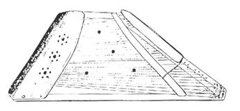 Кантеле-альт. Начало 1970-х годов. Мастер И.Кукк. На этом кантеле играла Эйла Раутио
