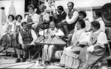Паданская вокальная группа на ВДНХ СССР, 20 августа 1978 г. В центре — Максим Гаврилов