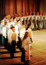 «Кантеле» на Всероссийском фестивале национальной культуры. Москва, Концертный зал им. П.И.Чайковского, 2002