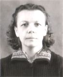 Эльза Баландис до и после лагеря. 1950 г.