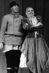 «На ярмарке»: Илья Жуков и Надежда Щеркина