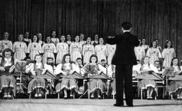 Ансамбль «Кантеле» выступает в Москве. 1946