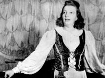 Сиркка Рикка — артистка ансамбля «Кантеле»