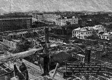 Центр города в разрухе (фото из немецкого журнала)