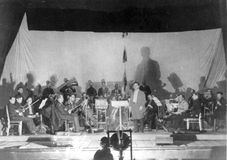 Симфонический оркестр Карелии под руководством Л.Я.Теплицкого. Конец 1940-х гг.