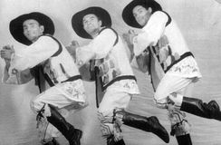 Румынский танец – Леонид Игнатьев, Виктор Чижов, Анатолий Фирсов