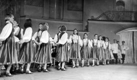 Выход на «Карельскую кадриль»