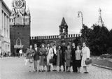 Эльза Баландис в числе артистов на Красной площади в Москве, 1959 г.