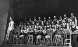 Неделя Карело-Финской музыки и танца в Москве, 1951. Концерт на встрече с работниками искусства г.Москвы. В первом ряду вторая справа – Кертту Вильянен