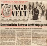 Газета на немецком языке с информацией и фото на фестивале. На фото: 2-я справа – артистка «Кантеле» Анна Шенкман.