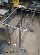 Подставка под стол, элементы интерьера