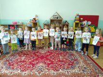 раскрашивание раскраски  "Кошкин дом". младшая группа