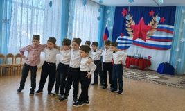 Танец Защитники Отечества средняя группа А
