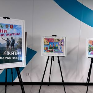 Выставка детского изобразительного творчества «В здоровом теле – здоровый дух». 