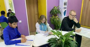 Важно развивать уверенность в своих силах, смело идти к цели.