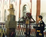 Могила Ф. Ф. Ушакова в Санаксаре