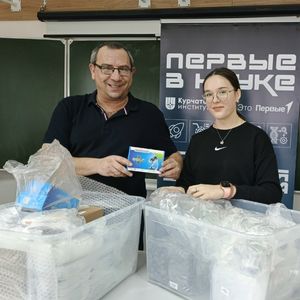 Долгожданные подарки для Научного Клуба «Первые в науке»!