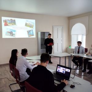 Конкурс "Мир географических профессий"