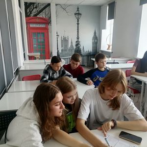 «BridgeBuilders»:  квиз по основам дипломатии и страноведению