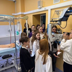 Экскурсии в НМИЦ им. Академика Е.Н. Мешалкина