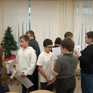 "Кони-карусели"